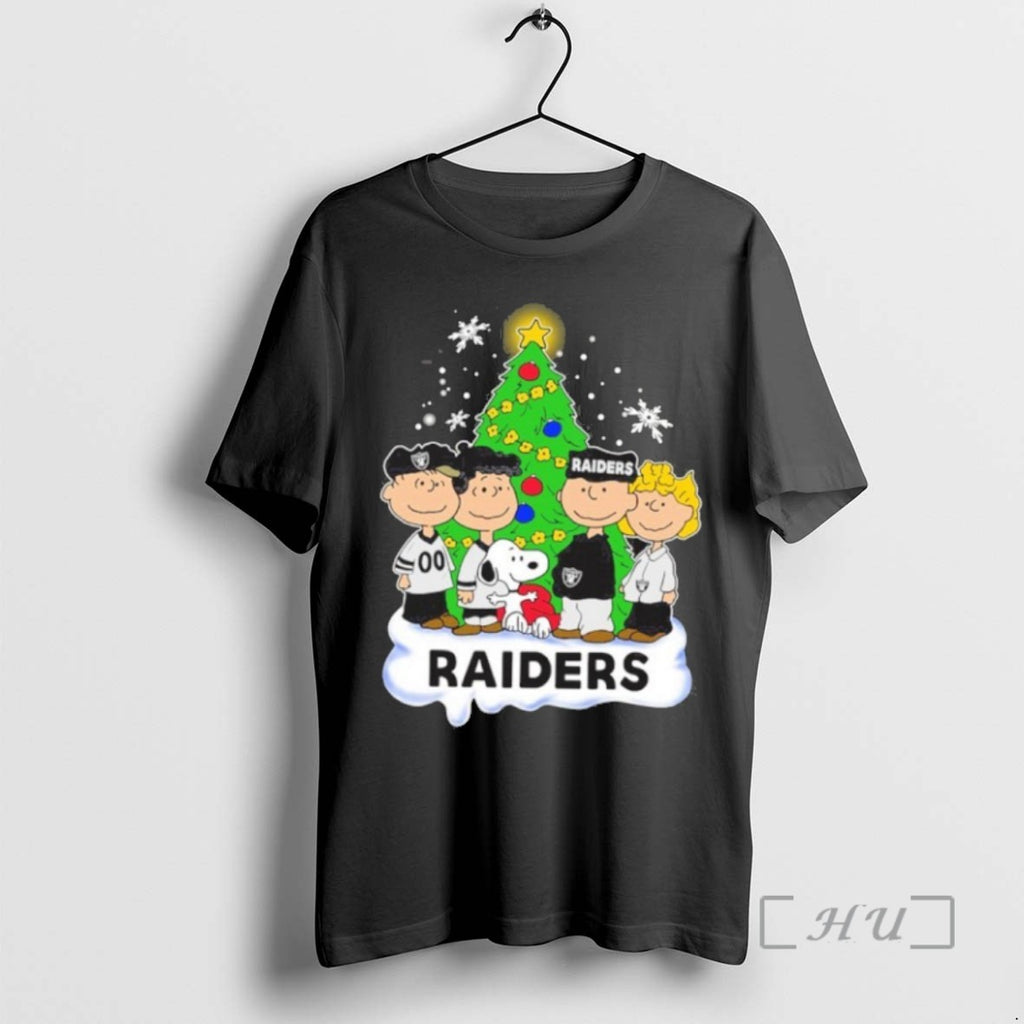 Limited Edition Raiders Peanuts With Friends Christmas Tee Shirt Sweater
