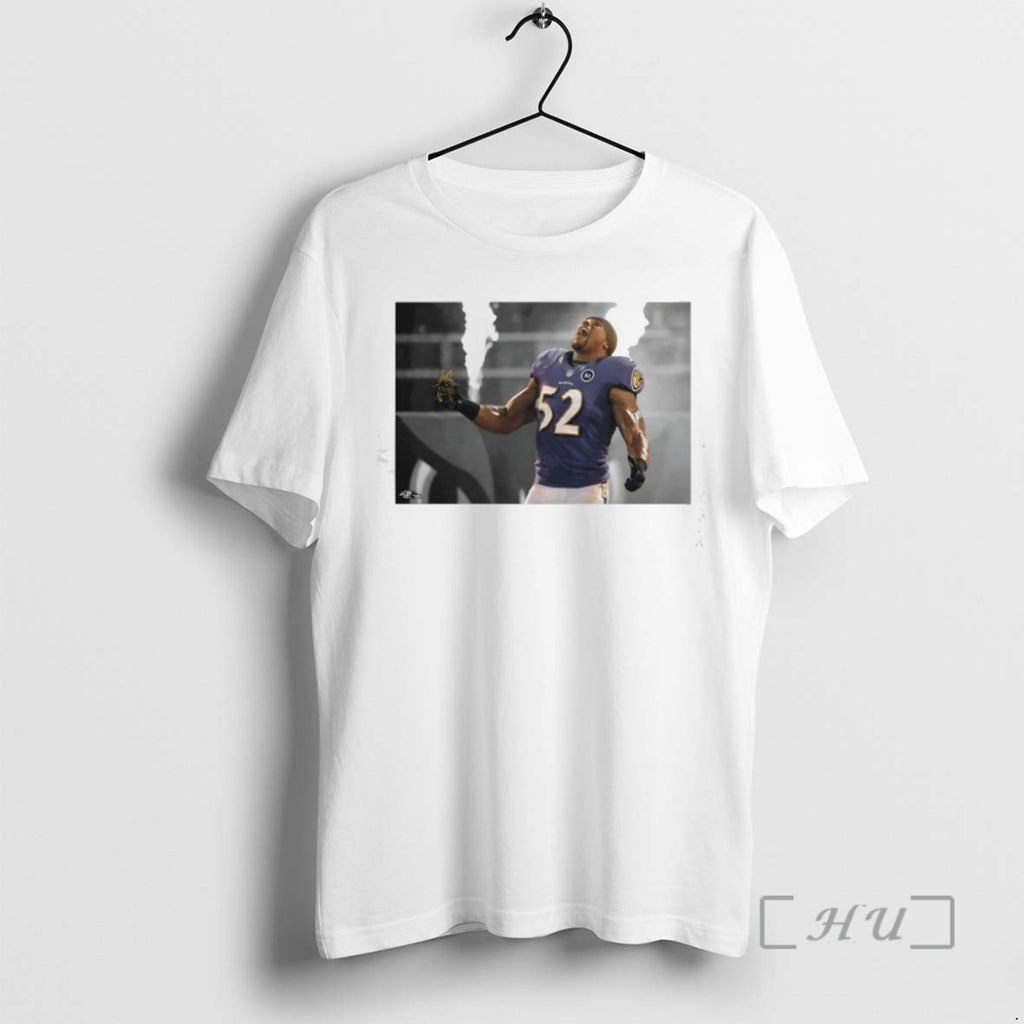 Limited Edition Ray Lewis Baltimore Ravens Football Photo Tee Shirt Sweater