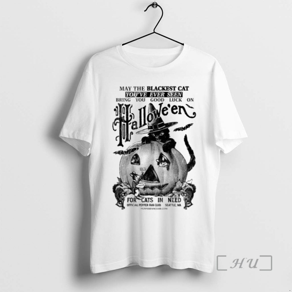 Limited Edition Shirts Blackest Cat Halloween 2025 Men Tee Shirt Sweater