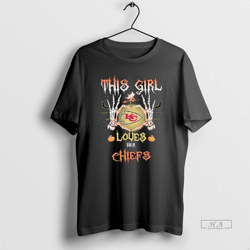 Official This Girl Loves Her Kansas City Chiefs Skeleton Heart Hands Halloween