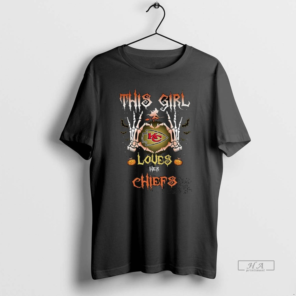 Official This Girl Loves Her Kansas City Chiefs Skelenton Halloween