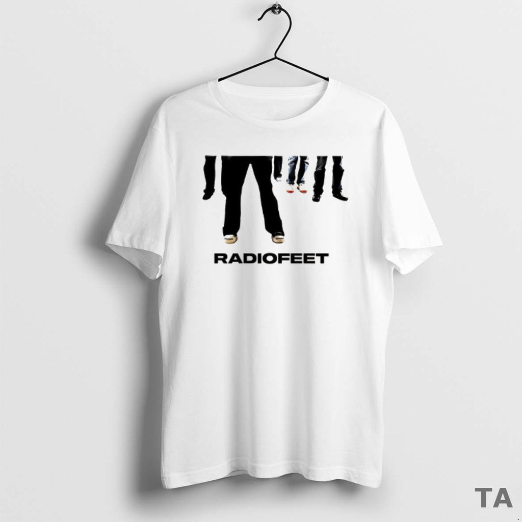 Top Radio Feet T Shirt Sweater
