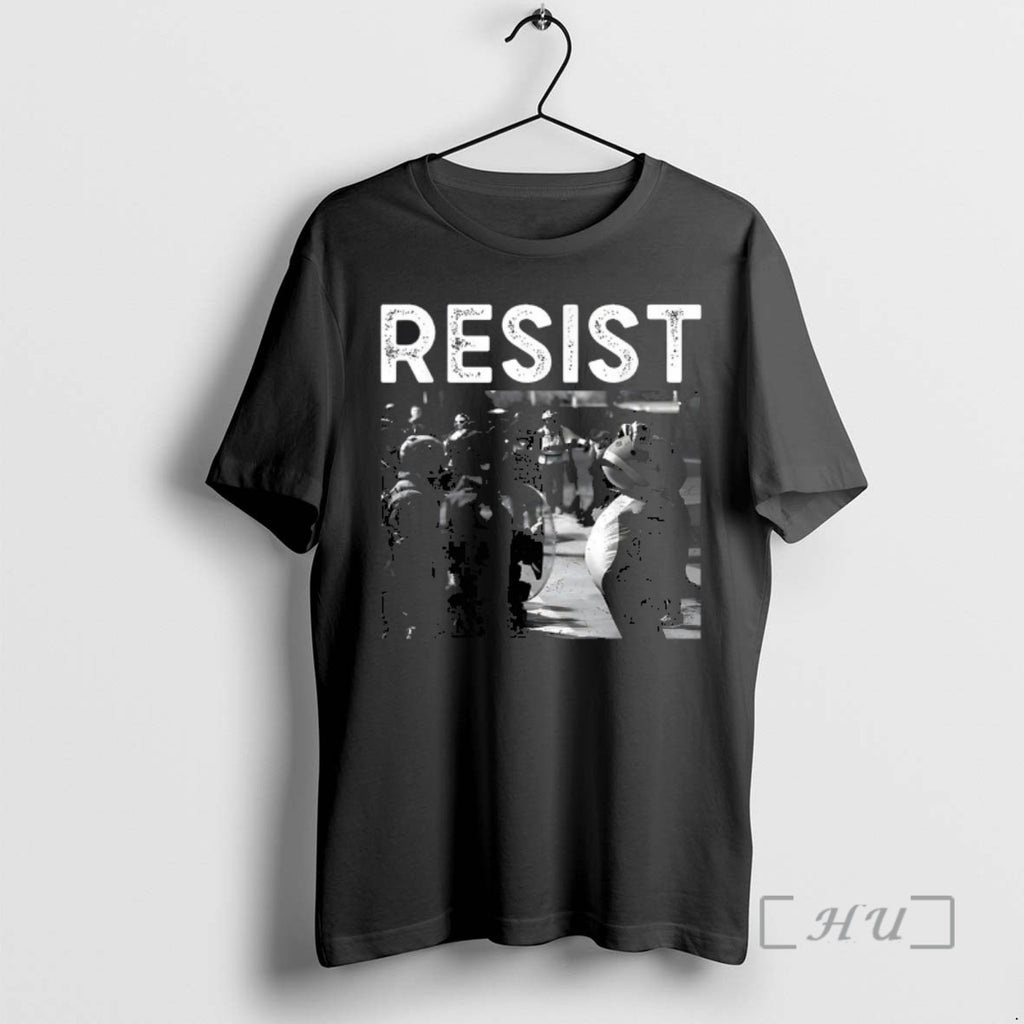 Trending Portland Frog Protest Resist Tee Shirt Sweater