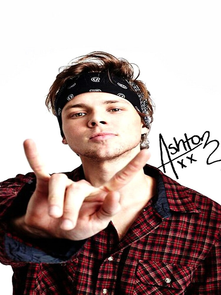 Ashton Irwin 5 Sos-min, Google, Pinterest, Amazon, Ebay, Etsy, Google Shopping 13 by alkamhfashion