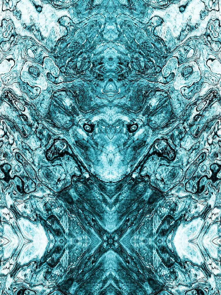 Reflection with alien in light blue by Psilographics