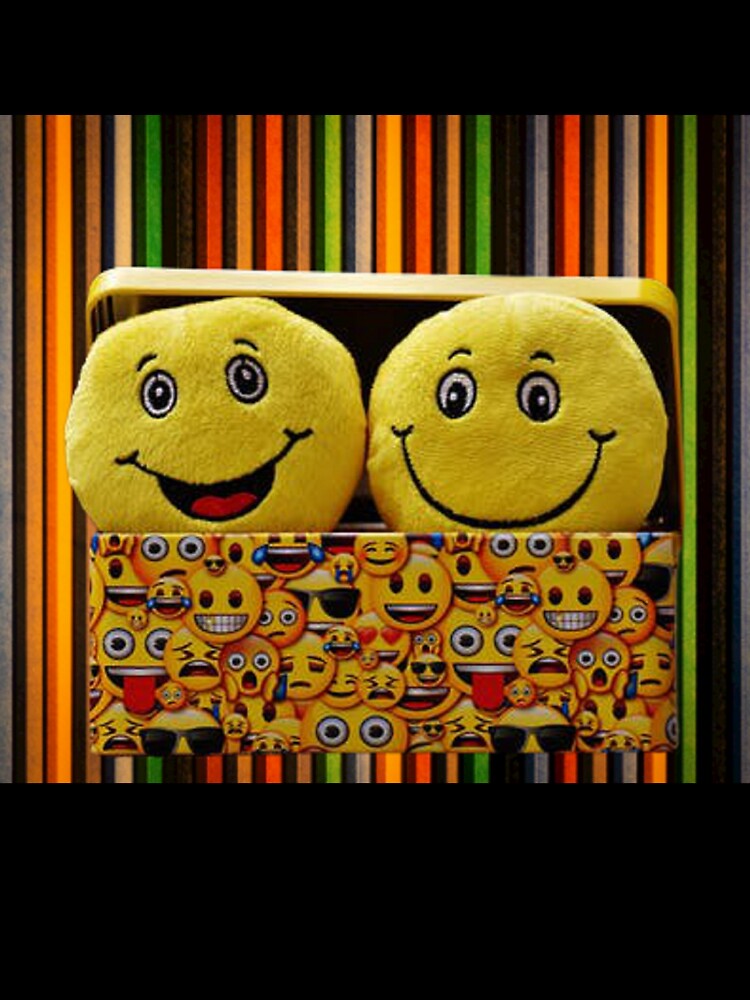Smiley in the color background by ThamaraiSelvi