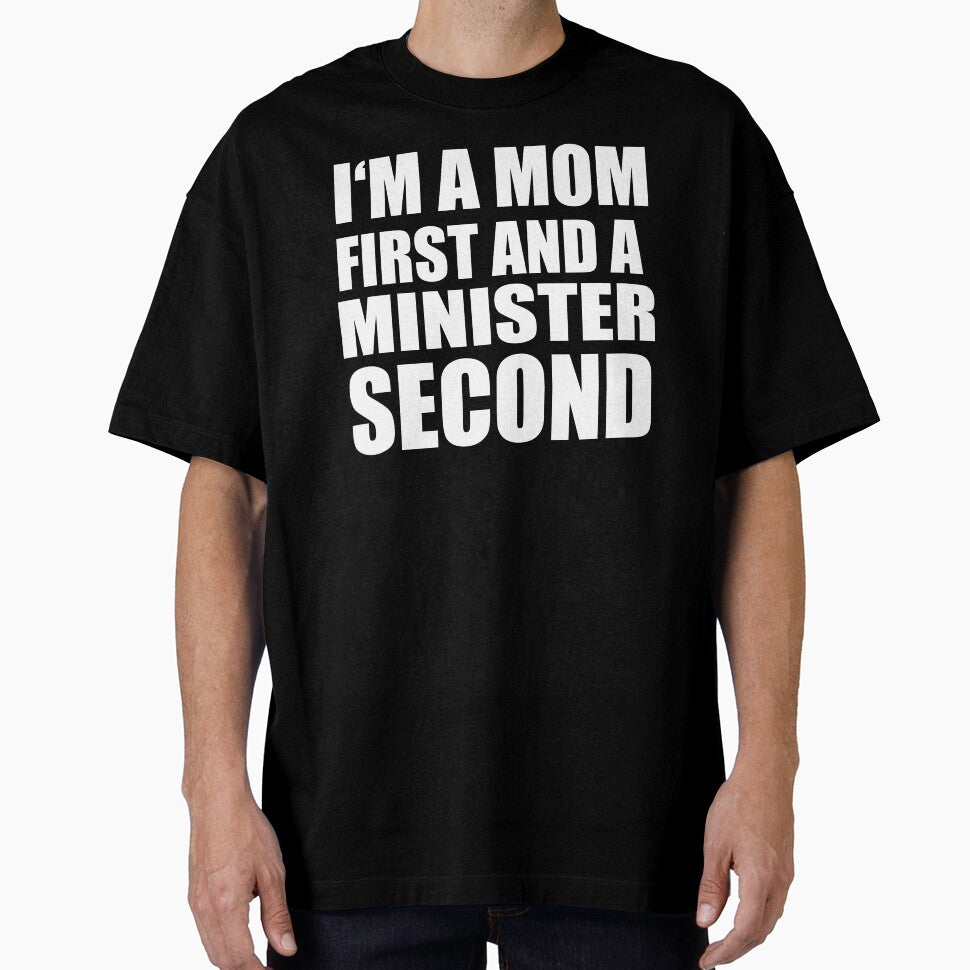 I'm a mom and a minister funny graphical text by RoguePixel